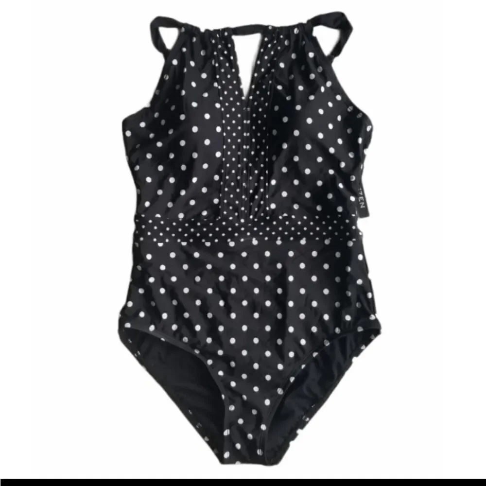 Jantzen Tummy control Black & White SZ 14 Swimsuit
